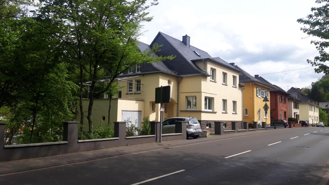 Ferienhaus Heiner Und Walter Idar-Oberstein Exterior foto